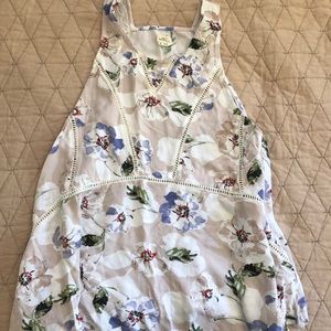 Hawaiian beach top from O’Neill